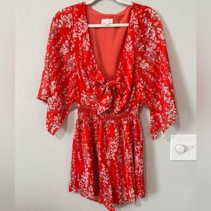 Pink Lily Red Floral Tie Front Flowy Romper Women’s Size Small New Never Worn